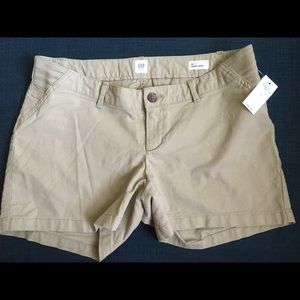 NWT Gap Maternity Summer Shorts